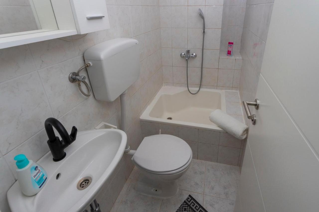 Koko Appartement Makarska Buitenkant foto